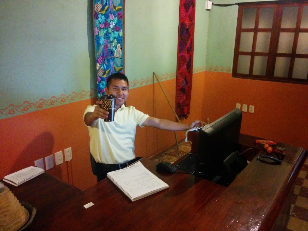 Miguel saying "salut!"